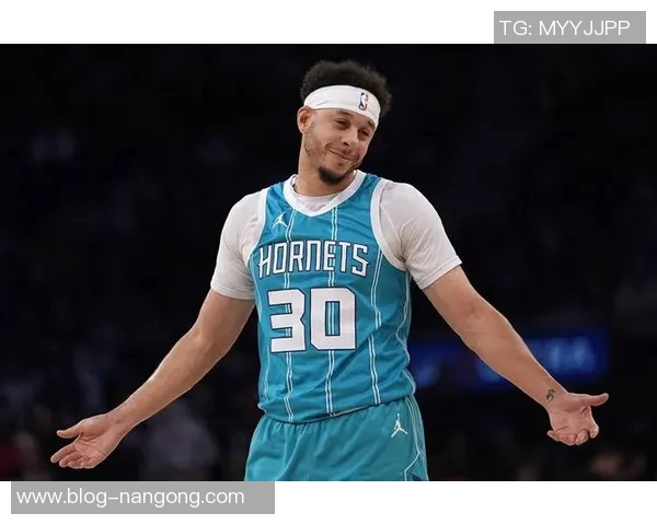 库里对黄蜂防守的看法引发热议反映出他的影响力与篮球理念的碰撞 库里对黄蜂防守的看法引发热议反映出他的影响力与篮球理念的碰撞